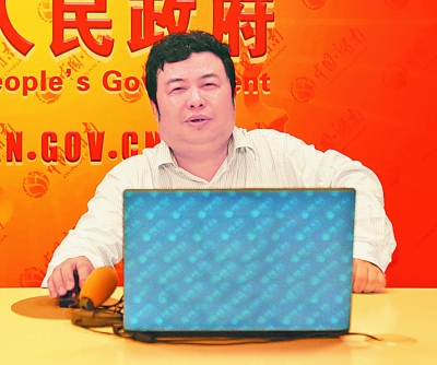 追记“三严三实”好干部左亭：奔驰的“火车头”